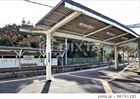 浅野駅 鶴見線(海芝浦支線)ホーム 浅野駅 鶴見線(海芝浦支線)ホーム 96741185