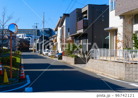 千葉県流山市おおたかの森の風景2022年11月 千葉県流山市おおたかの森の風景2022年11月 96742121