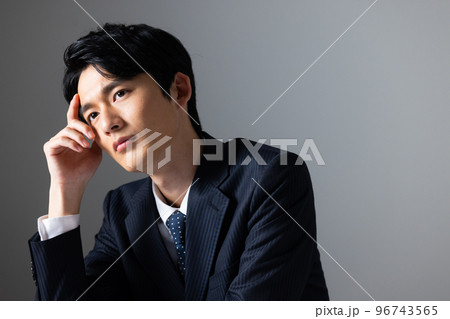 ビジネスマン　　  96743565