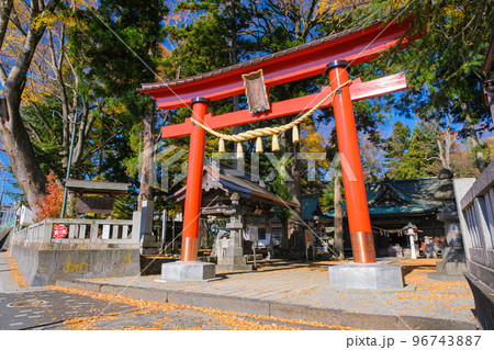 山梨県富士吉田市 秋の小室浅間神社 山梨県富士吉田市 秋の小室浅間神社 96743887