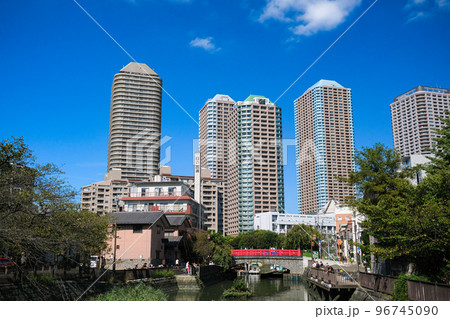 東京都中央区 佃の街並み 96745090