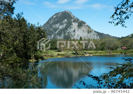 高浪の池 明星山 新潟県 糸魚川市 高浪の池 明星山 新潟県 糸魚川市 96745442
