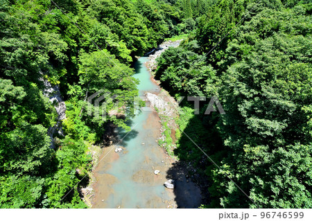 南大橋/白砂川より上流方向を望む(群馬県中之条町)【2022.8】 南大橋/白砂川より上流方向を望む(群馬県中之条町)【2022.8】 96746599