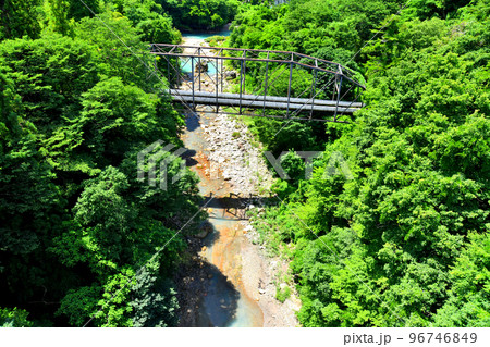 吾嬬橋/白砂川より下流/旧吾嬬橋方向を望む(群馬県中之条町)【2022.8】 吾嬬橋/白砂川より下流/旧吾嬬橋方向を望む(群馬県中之条町)【2022.8】 96746849