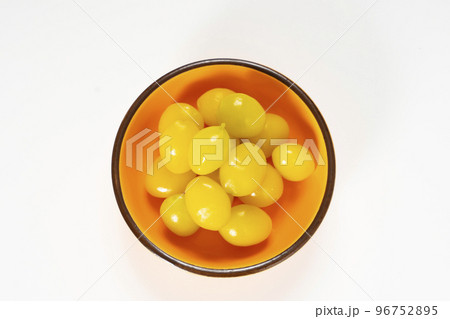 調理済みのぎんなん イチョウの種 秋の味覚 おいしい おつまみ 調理済みのぎんなん イチョウの種 秋の味覚 おいしい おつまみ 96752895