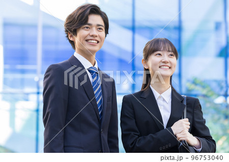 就活 リクルートスーツを着た男女のポートレート 撮影協力「LINK FOREST」 就活 リクルートスーツを着た男女のポートレート 撮影協力「LINK FOREST」 96753040