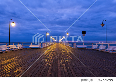Gdynia Orlowo Pier At Dawn In Poland Gdynia Orlowo Pier At Dawn In Poland 96754299