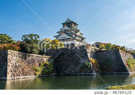 【秋の大阪城公園】大阪城天守閣 96760120
