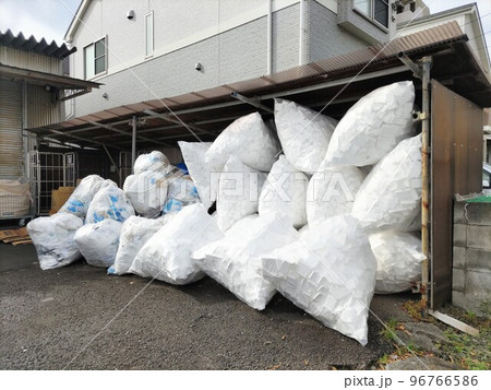 産業廃棄物 ごみ収集 ゴミ置き場 産業廃棄物 ごみ収集 ゴミ置き場 96766586