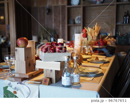 奥日光　イタリア大使館別荘記念公園　食堂 96767651