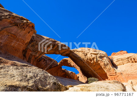 Arches Arches 96771167