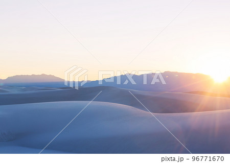 White sand dunes White sand dunes 96771670