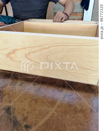 band saw wood cutting, back of an armchair, furniture design, the wood is natural oak, solid wood or hardwood. 96772320