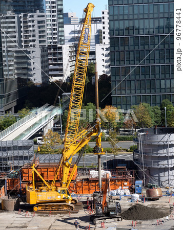大型建築物の基礎工事 大型建築物の基礎工事 96778441