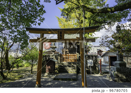 臼杵八坂神社　粟嶋社　大分県臼杵市 96780705