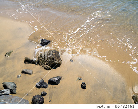 穏やかな海岸。 穏やかな海岸。 96782461