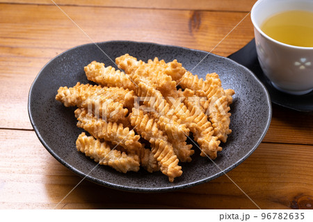 ひねり揚げ 96782635