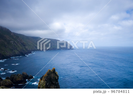 Cape Ortegal cliffs and atlantic ocean, Galicia, Spain 96784811