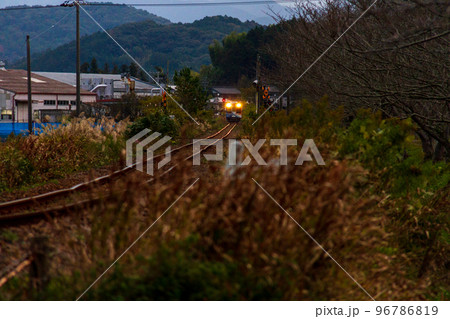 静岡県袋井市川会　天竜浜名湖鉄道と沿線の風景 96786819