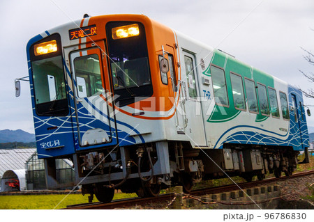 静岡県袋井市川会　天竜浜名湖鉄道と沿線の風景 96786830