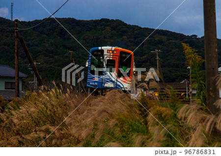 静岡県袋井市川会　天竜浜名湖鉄道と沿線の風景 96786831
