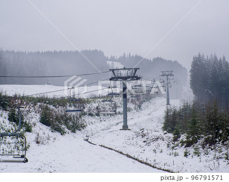 the cable car in Bukovel in winter 96791571
