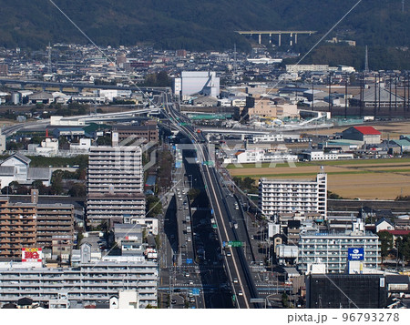秋の高知平野(国分川や四国山地方面) 秋の高知平野(国分川や四国山地方面) 96793278