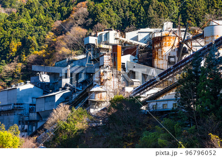 東京都奥多摩町　奥多摩工業氷川工場の巨大プラント 96796052