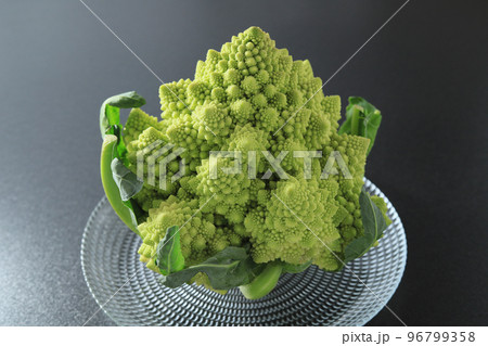 イタリア野菜、ロマネスコ 96799358