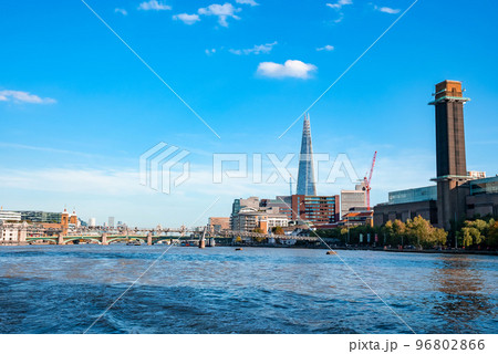 River Thames in London with beautiful scenery around on a warm summer day. Beautiful London view. 96802866