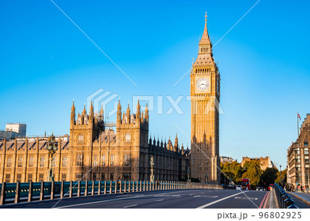 Early empty sunday morning by the Big Ben clock tower and Westminster in London. Amazing details after renovation of the Big Ben. 96802925