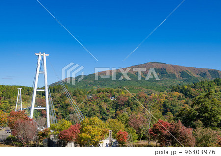 快晴の日の九重夢大吊橋 快晴の日の九重夢大吊橋 96803976