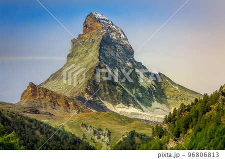 Matterhorn above zermatt idyllic valley at sunrise, Swiss Alps Matterhorn above zermatt idyllic valley at sunrise, Swiss Alps 96806813