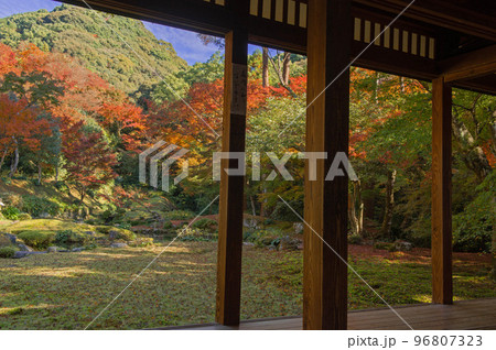 清水寺（福岡県みやま市）の本坊庭園 96807323