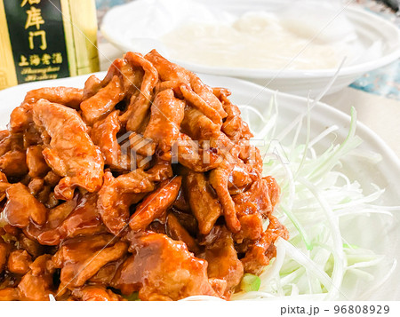中国北京料理・京醤肉絲(豚ヒレ細切り肉の甘味噌炒め) 中国北京料理・京醤肉絲(豚ヒレ細切り肉の甘味噌炒め) 96808929
