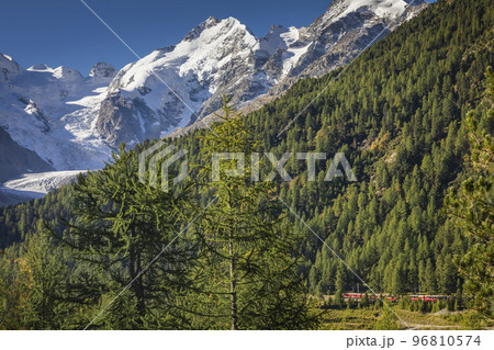 Bernina and Palu mountain range with glaciers in the Alps, Engadine, Switzerland 96810574