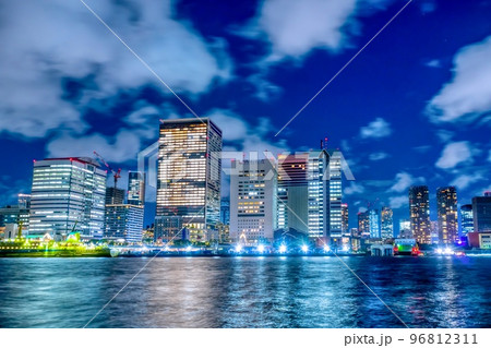 東京夜景 2022　日の出桟橋 96812311