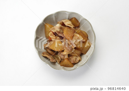 豚バラと大根の煮物 豚バラと大根の煮物 96814640