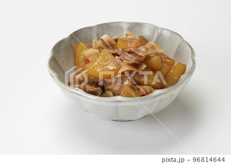 豚バラと大根の煮物 豚バラと大根の煮物 96814644