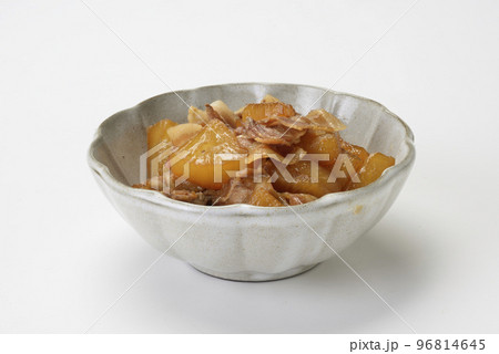 豚バラと大根の煮物 豚バラと大根の煮物 96814645