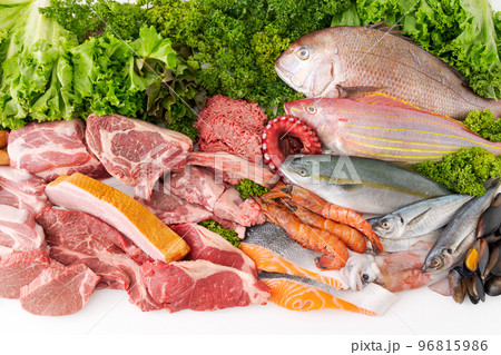 魚と肉の盛り合わせ 96815986