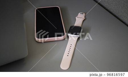 Electronic devices for internet working 96816597