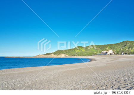 【志原海岸 (志原の千畳敷)】 和歌山県西牟婁郡白浜町日置 96816807