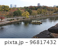大阪城お堀周辺の紅葉風景と御座船 96817432