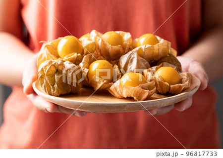 Cape gooseberry or golden berry (Physalis peruviana) 96817733