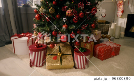 Christmas tree with toys and flashing lights Christmas tree with toys and flashing lights 96830390