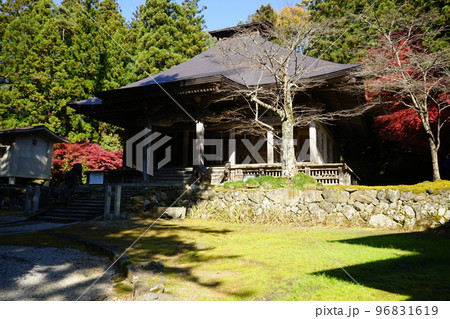秋の黒石寺 秋の黒石寺 96831619