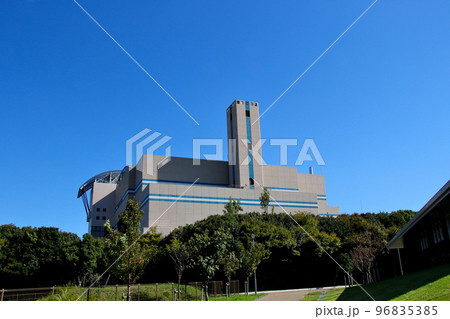 西宮市のごみ焼却場　西宮市西部総合処理センター 96835385