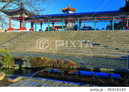 【熊本県】晴天の泗水孔子公園（祀聖亭　六角亭） 96838189
