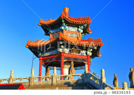 【熊本県】晴天の泗水孔子公園（祀聖亭　六角亭） 96838193